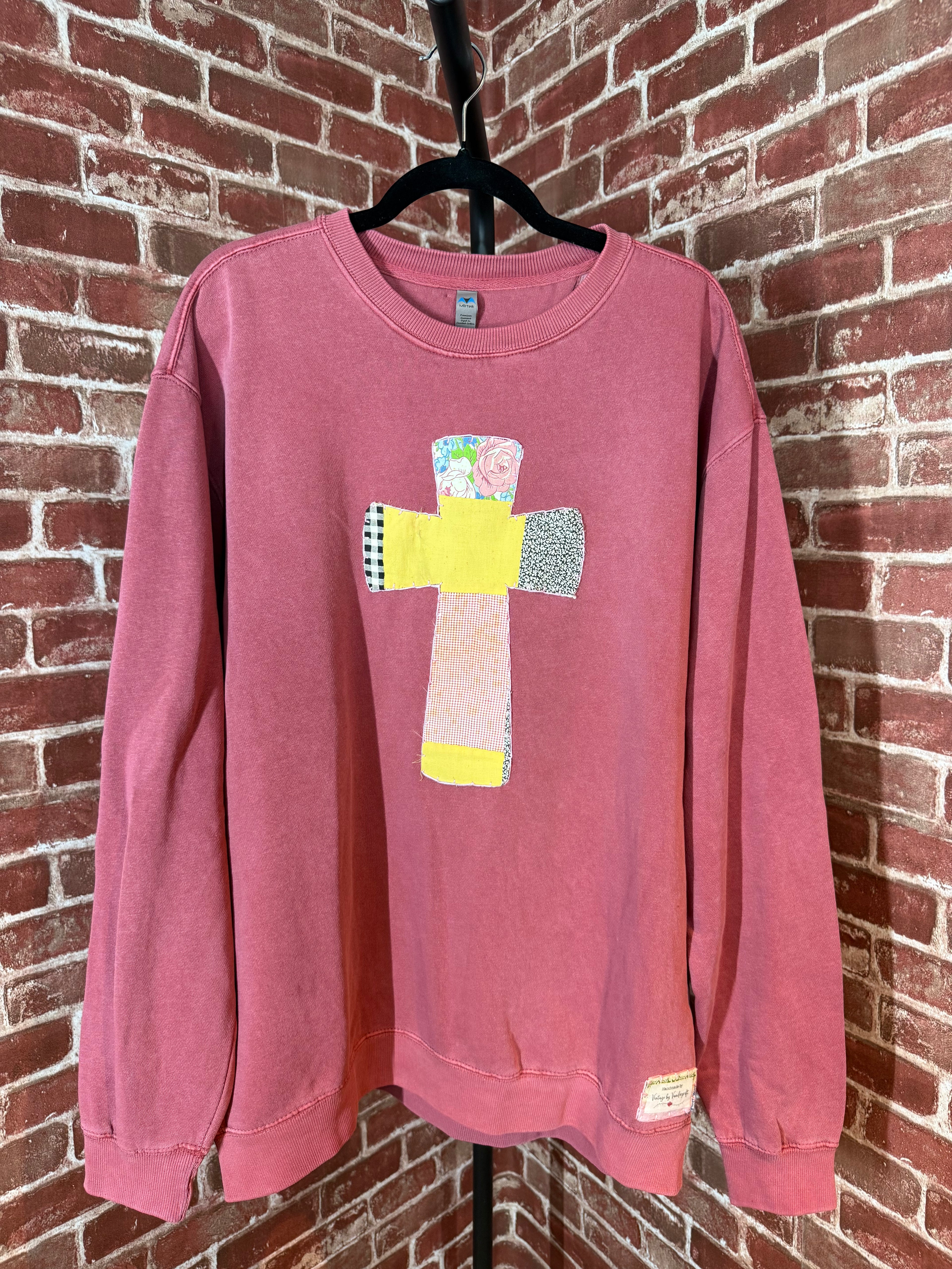Cross Quilted Sweatshirt, Pink -XLarge