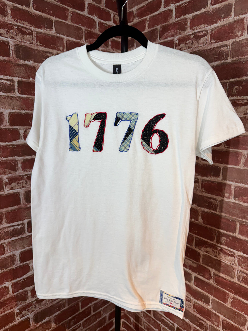 Americana Quilted Shirt with 1776, White -Small
