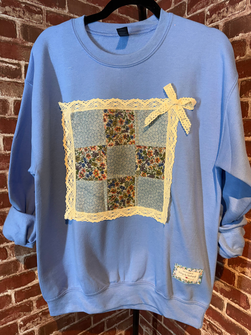 Light Blue Quilted Sweatshirt - Medium
