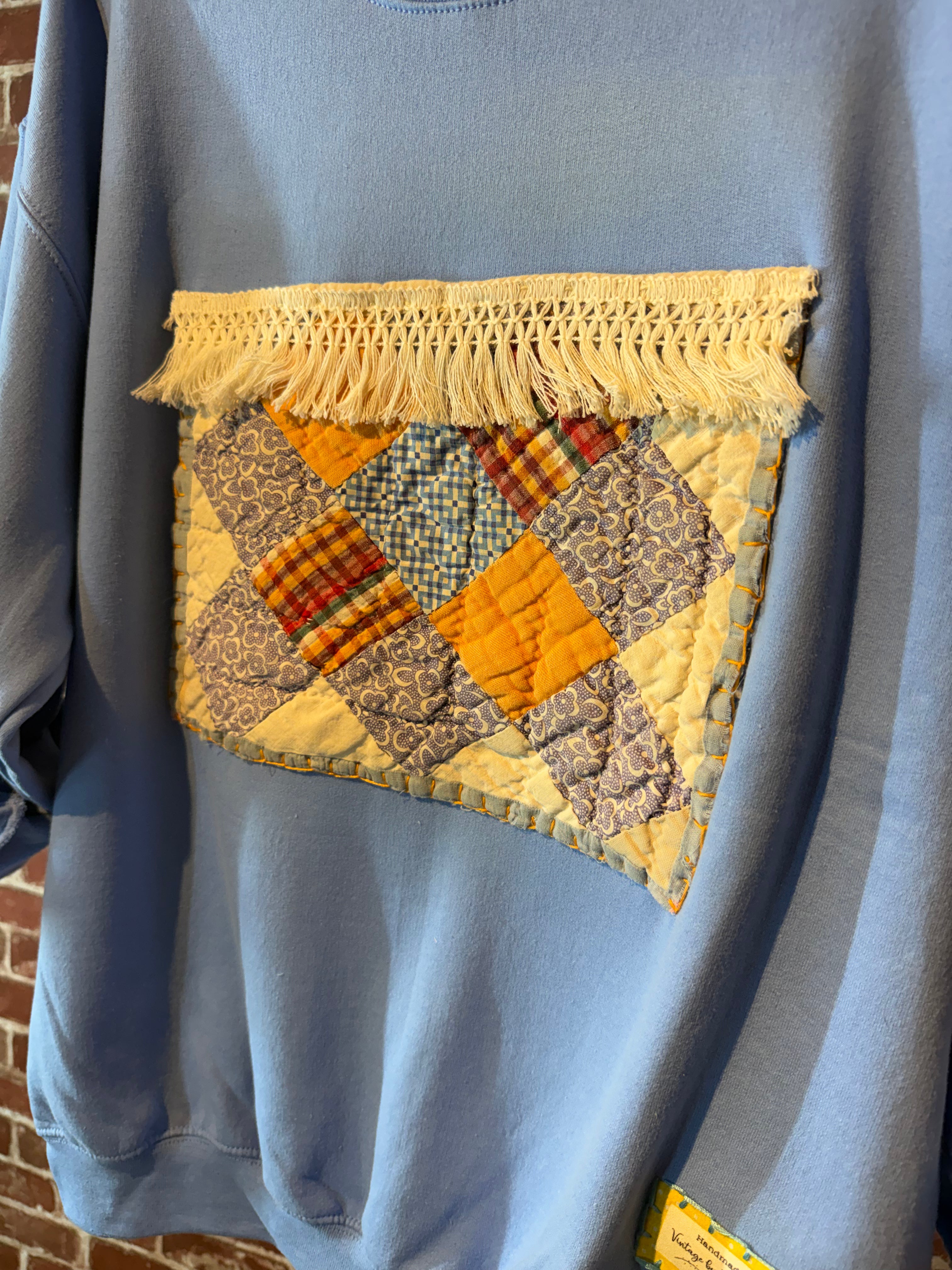 Light Blue Quilted Sweatshirt - Large