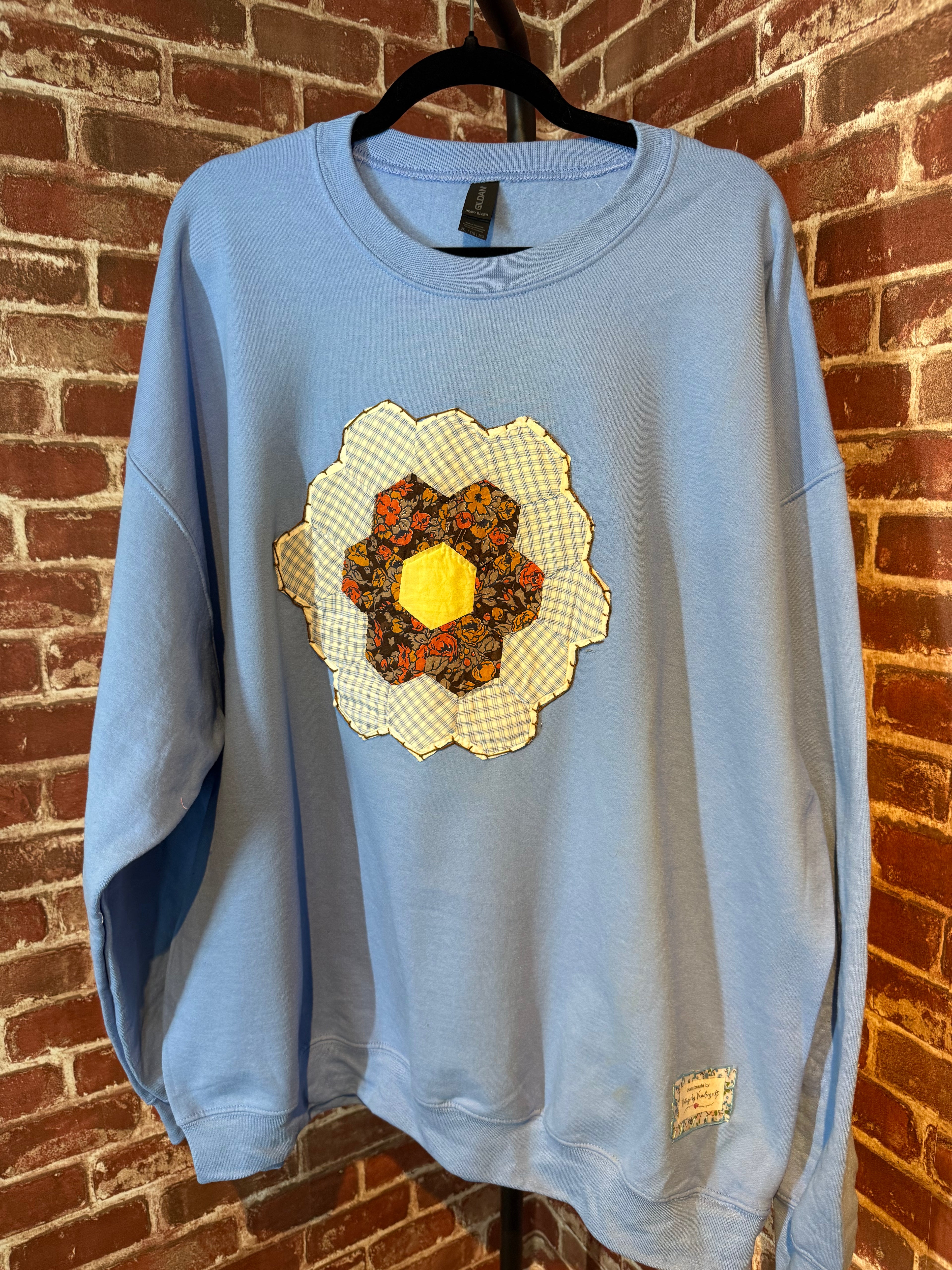 Light Blue Quilted Sweatshirt - 2XLarge