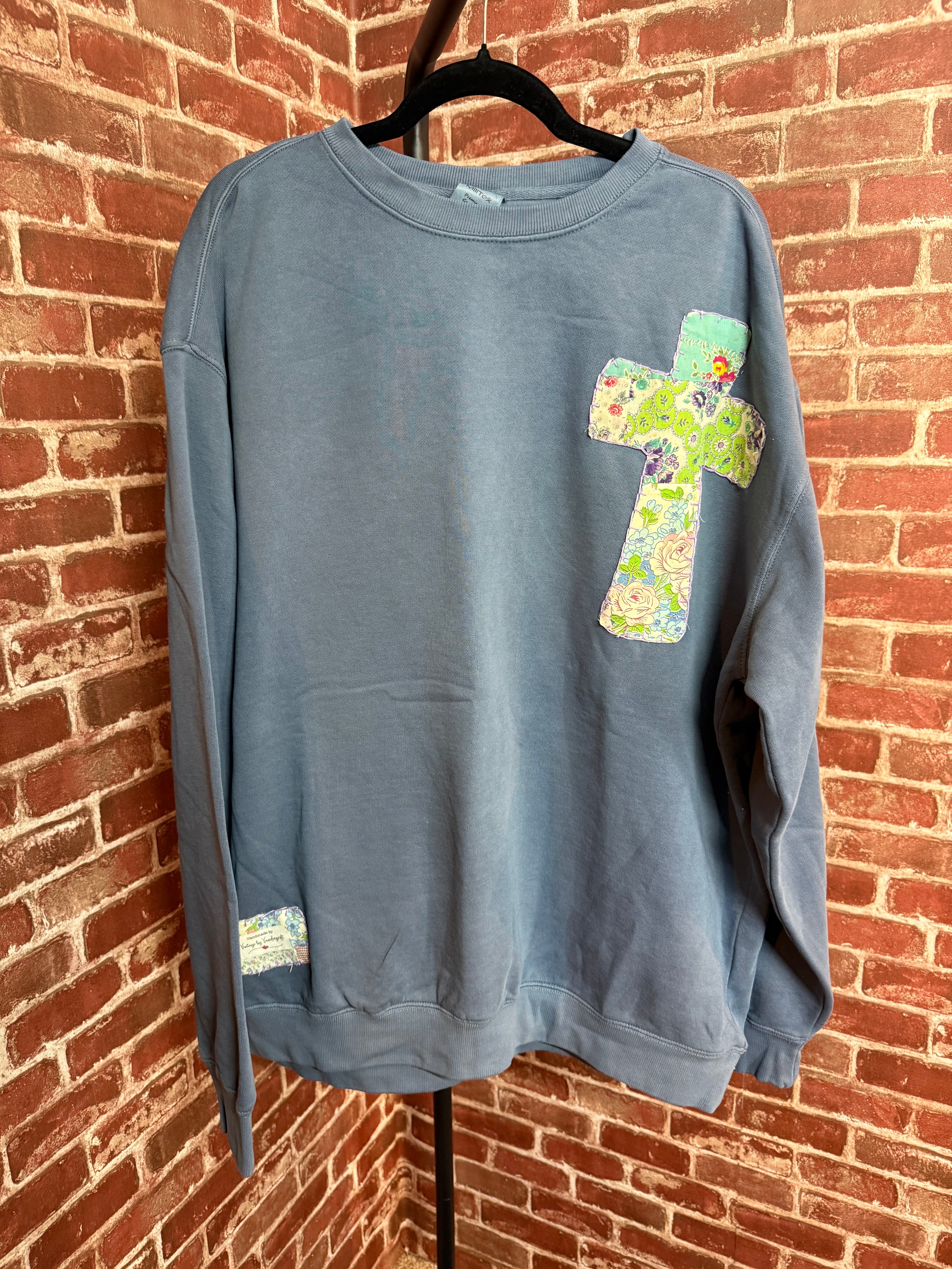 Vintage Blue Quilted Cross Sweatshirt - 2XLarge