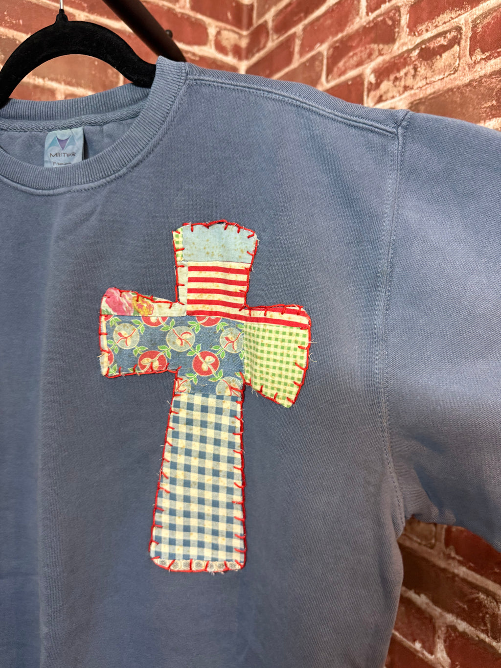 Vintage Blue Quilted Cross Sweatshirt - Medium