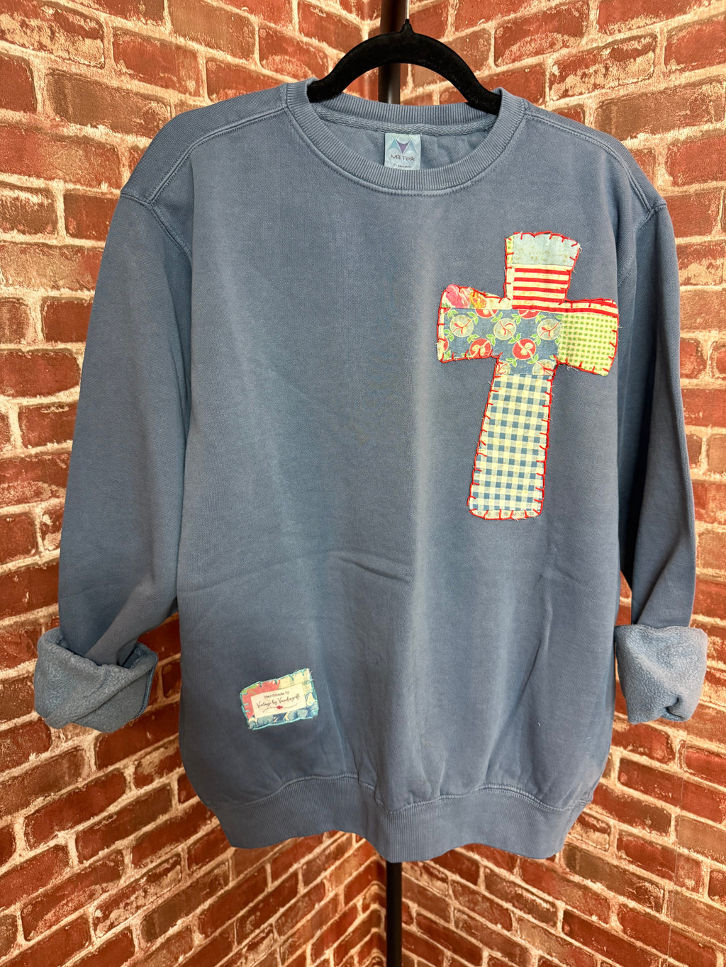 Vintage Blue Quilted Cross Sweatshirt - Medium
