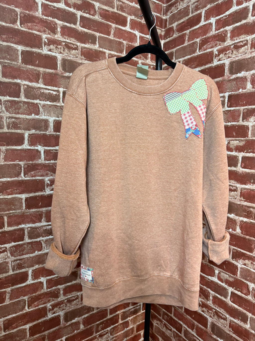 Vintage Pink Quilted Bow Sweatshirt -Medium