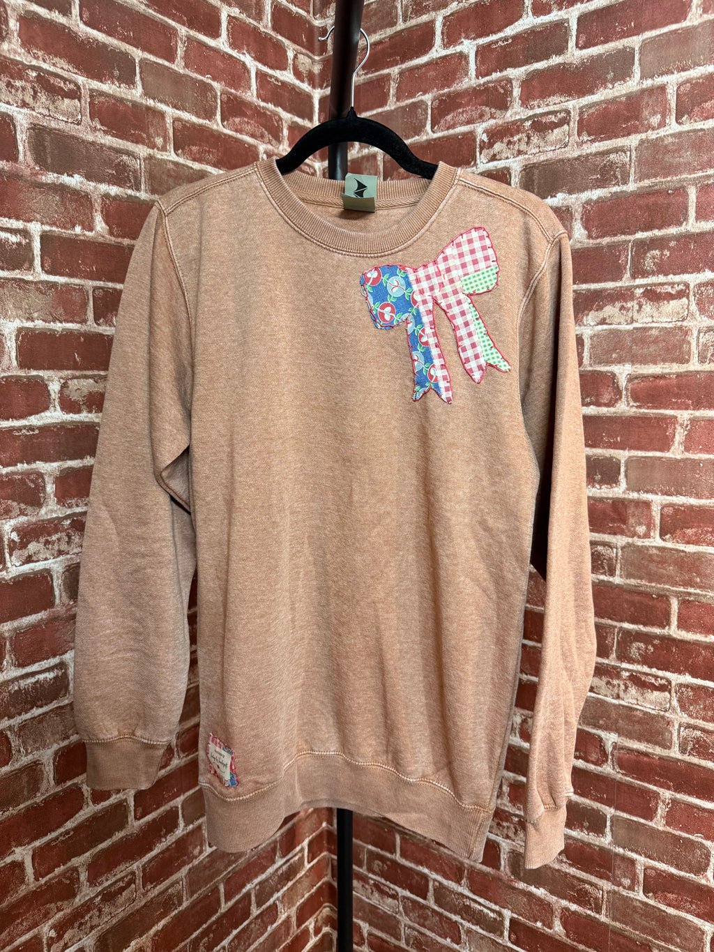 Vintage Pink Quilted Bow Sweatshirt -Small