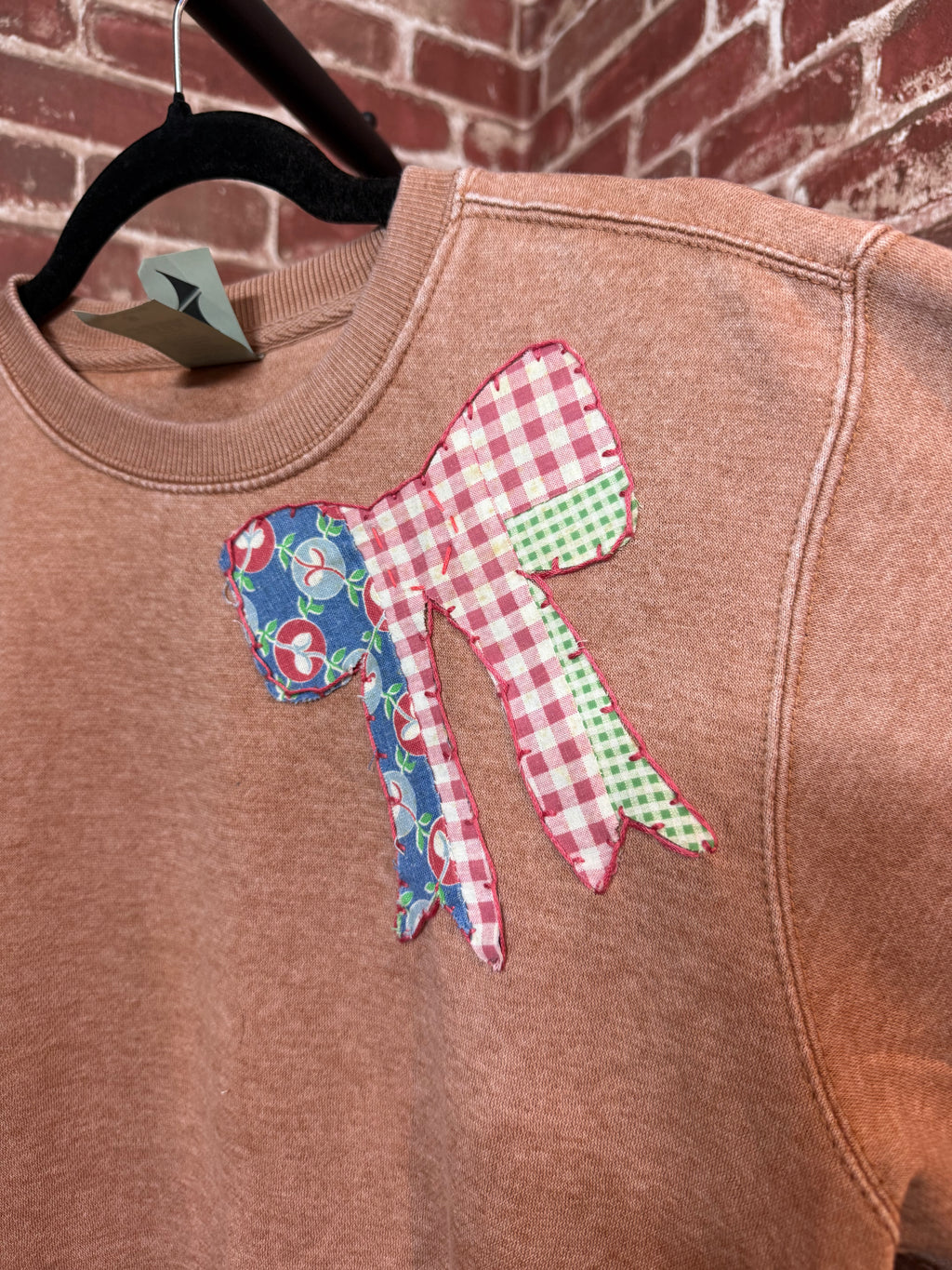 Vintage Pink Quilted Bow Sweatshirt -Small