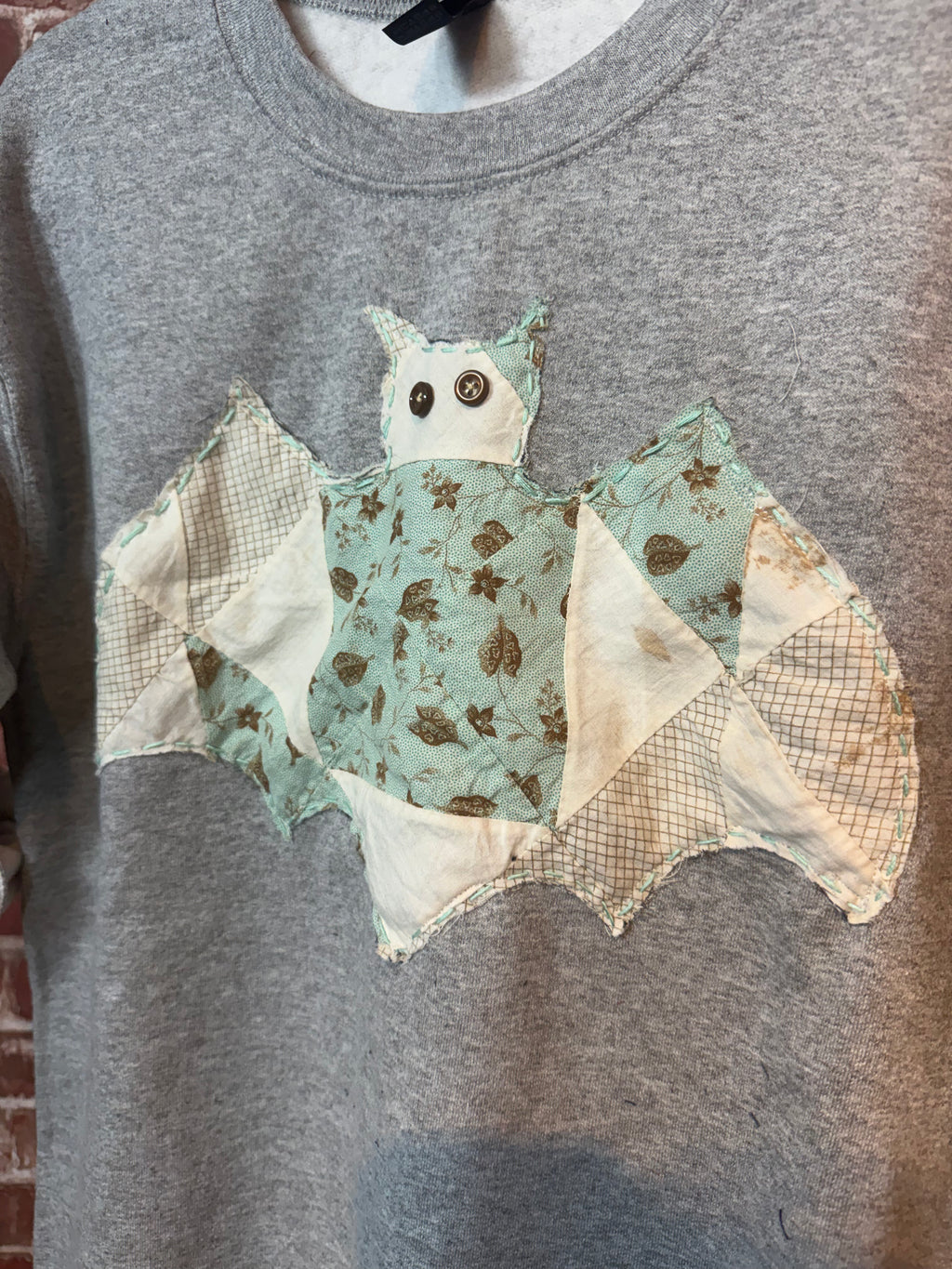 Quilted Bat Sweatshirt, Grey -Small