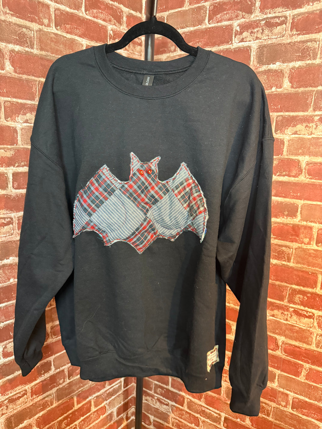 Quilted Bat Sweatshirt, Black -XLarge
